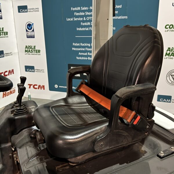 Nissan A1N1L18Q 3-Wheel Electric Counterbalance