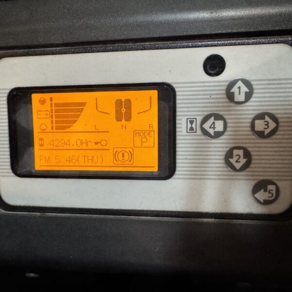 Nissan A1N1L18Q 3-Wheel Electric Counterbalance