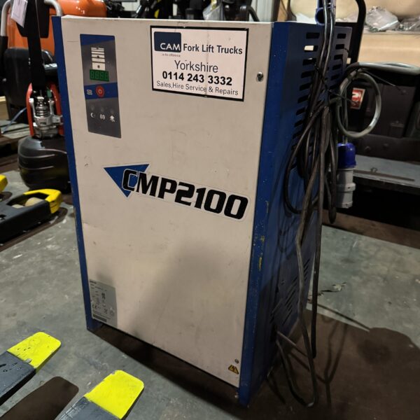 Nissan A1N1L18Q 3-Wheel Electric Counterbalance