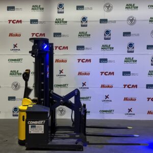 Combi-WR Pedestrian Reach Stacker