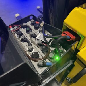 Combi-WR Pedestrian Reach Stacker