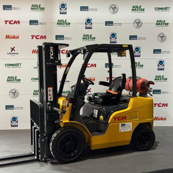 TCM FGE25-E2 LPG Counterbalance Forklift Truck