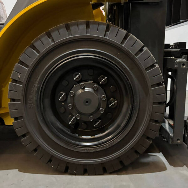 TCM FGE25-E2 LPG Counterbalance Forklift Truck