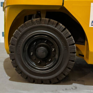 TCM FGE25-E2 LPG Counterbalance Forklift Truck