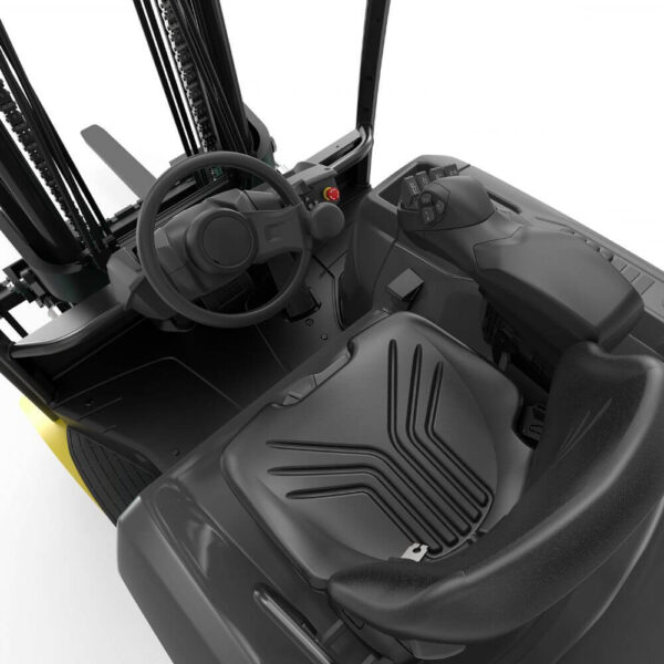 TCM FHB25-F1 4-Wheel Electric Counterbalance Truck