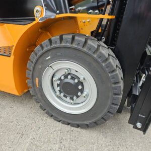 Hangcha CPD25-XE Lithium Forklift Truck