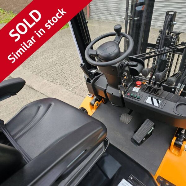 Hangcha CPD25-XE Lithium Forklift Truck